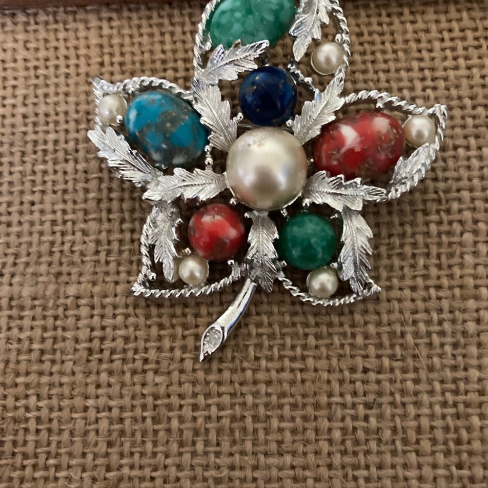Vintage Sarah Coventry Brooch